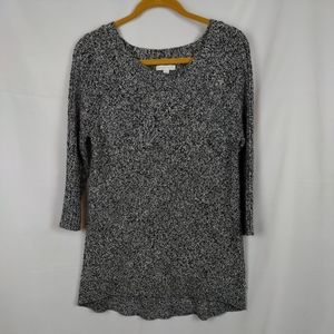 New York and Company Sweater-Size L chunky 3/4 sleeve high low black white